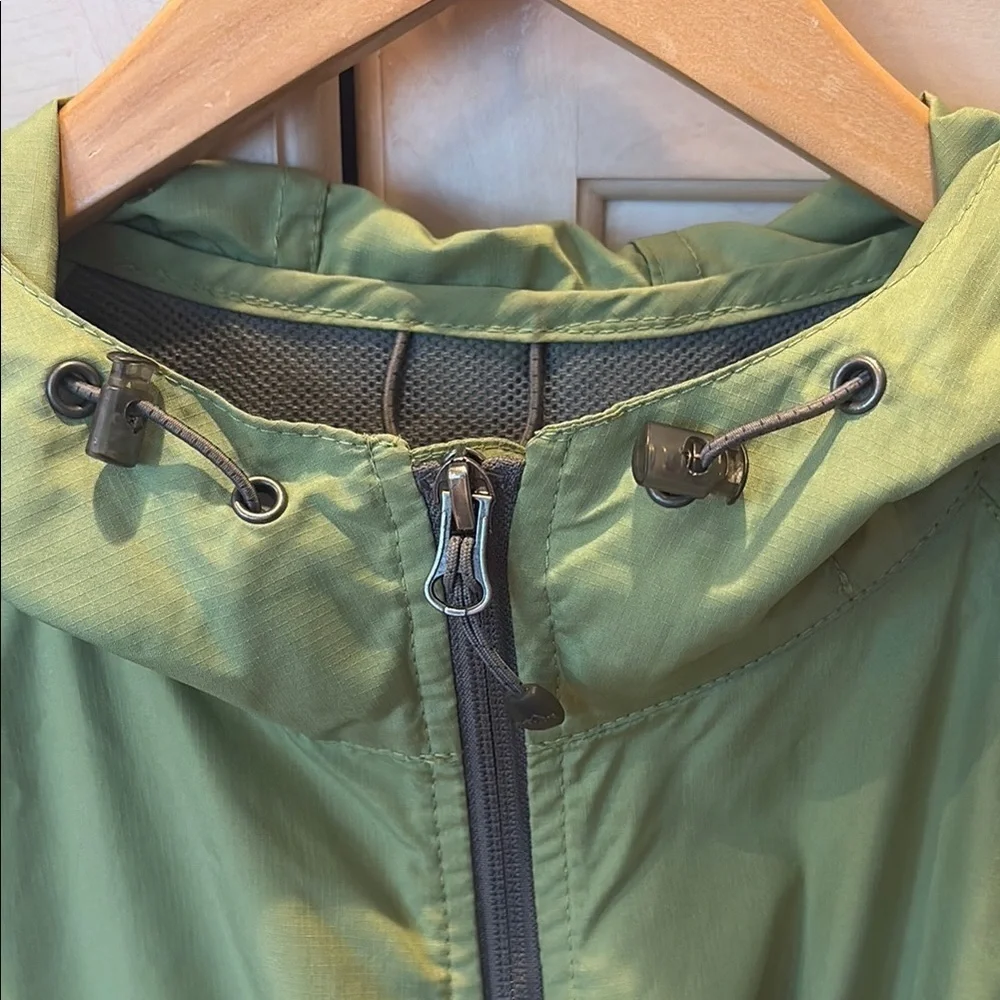 Eddie Bauer Sport Green Windbreaker Jacket Long Sleeve Activewear Women’s XL
